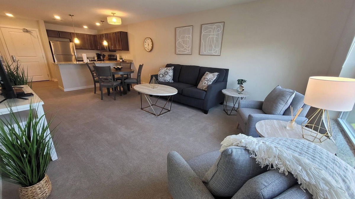 Fenton Apartment | 2-Bedroom apartment in Fenton, MI with Wi-Fi, Fitness Center, & in-unit Laundry!