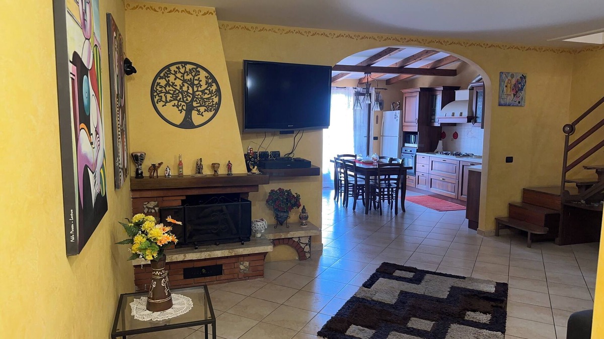 Aci Catena Apartment | 2 bedroom apartment in sicily