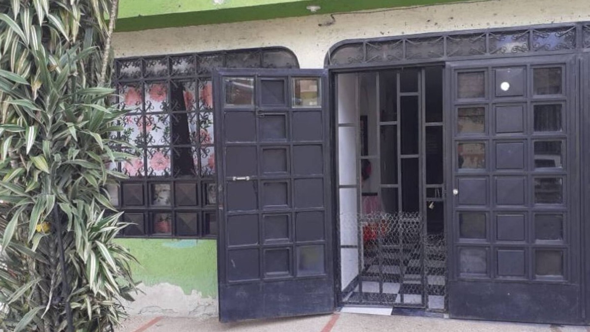 Ibague House | 2 BEDROOM apartment in one house! Perfect for travelers and locals!
