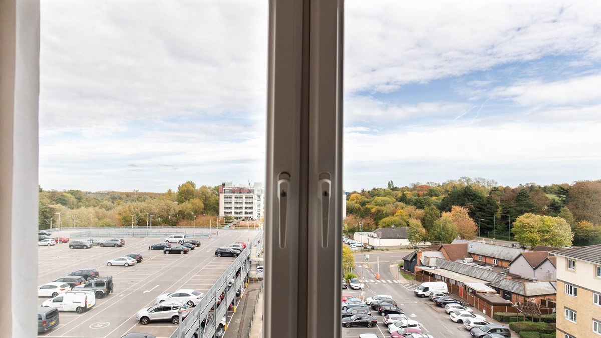 Harlow Apartment | 2 Bedroom Apartment Mill Court Harlow