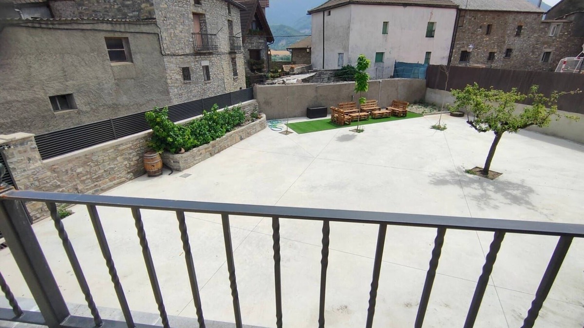 Senegue Apartment | 2 bedroom apartment near ski Panticosa Formigal Pyrenees Aragon