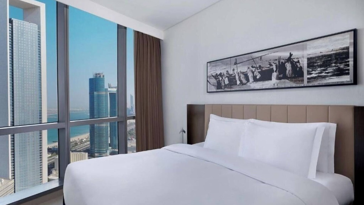 Abu Dhabi Apartment | 2 Bedroom Apartment Sea View Near BinSina Pharmacy