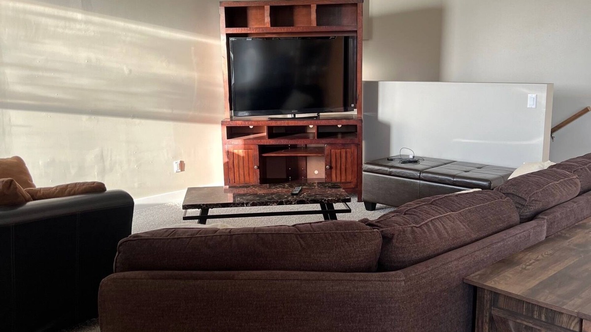Berlin Apartment | 2-bedroom apartment w/WiFi in Downtown Berlin Above a Coffee Shop!