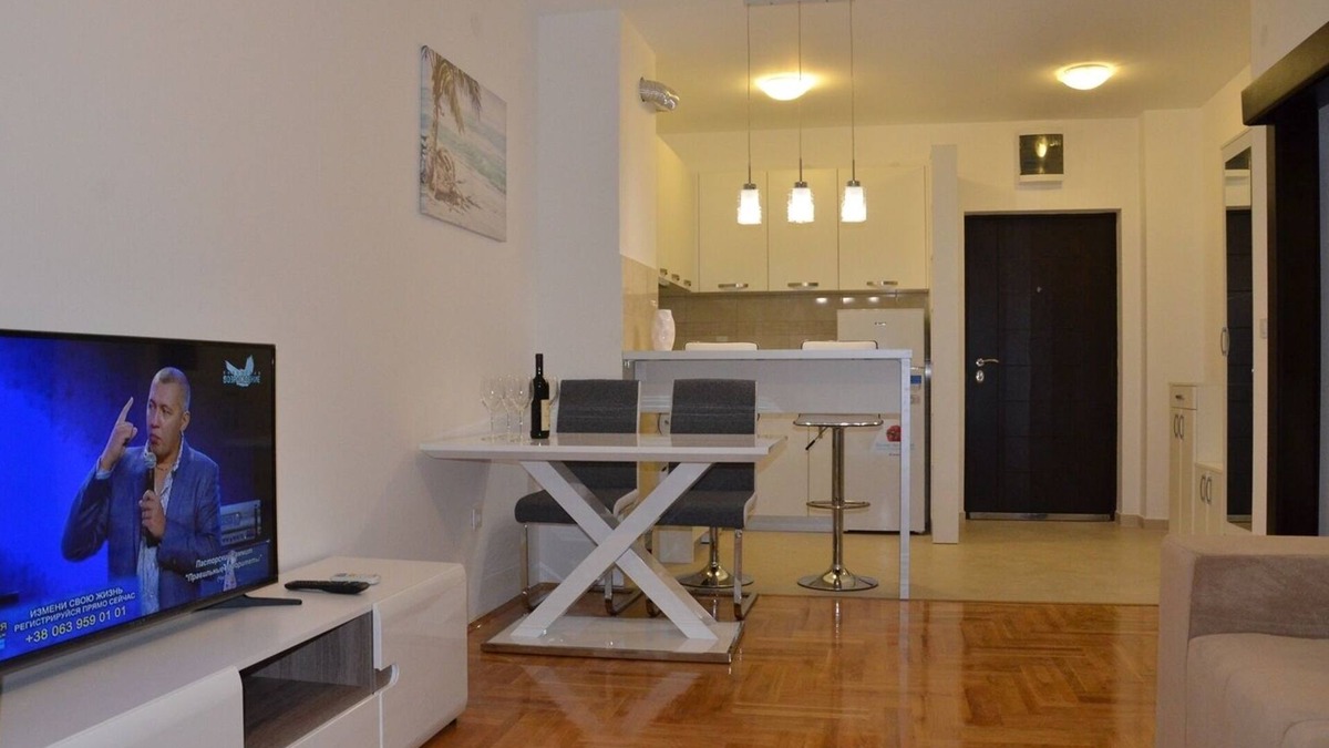 Podmaine Apartment | 2-bedroom apartment with a seaview "Podmaine 70"
