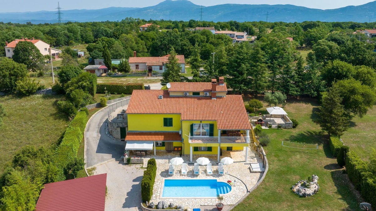 Nedescina Apartment | 2 bedroom awesome apartment in Labin