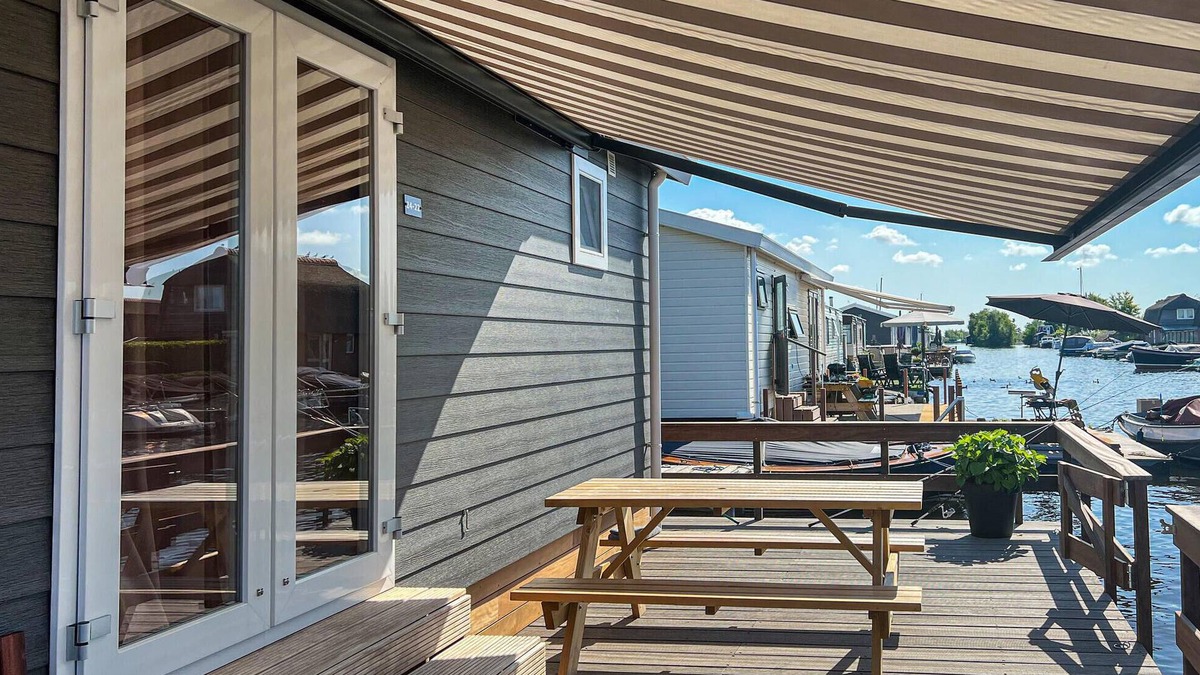 Municipality of Stichtse Vecht House | 2 bedroom awesome home in Breukelen