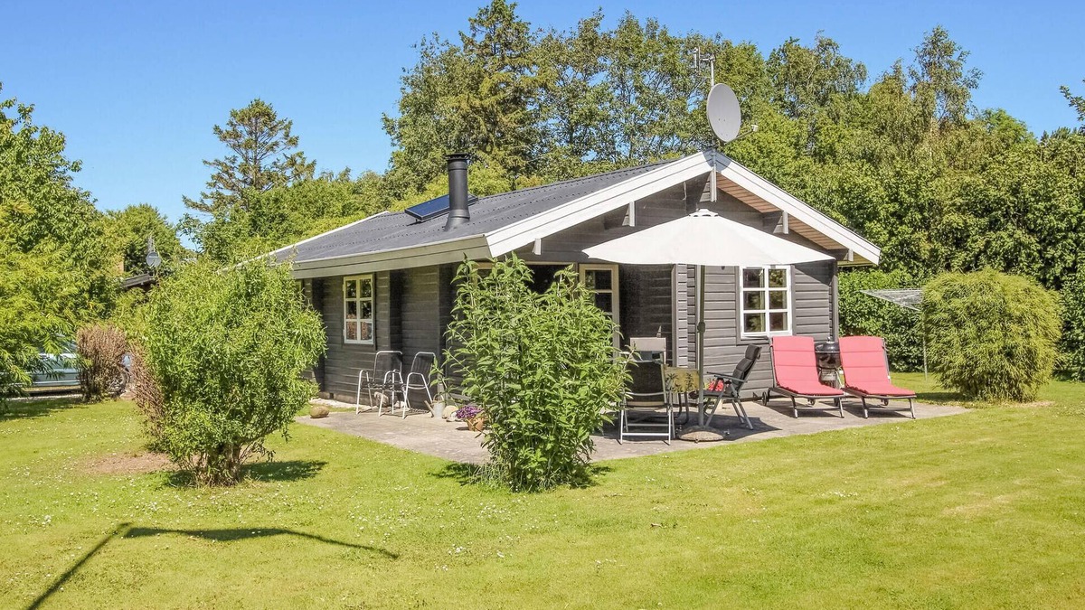 Marup House | 2 bedroom awesome home in Samsø