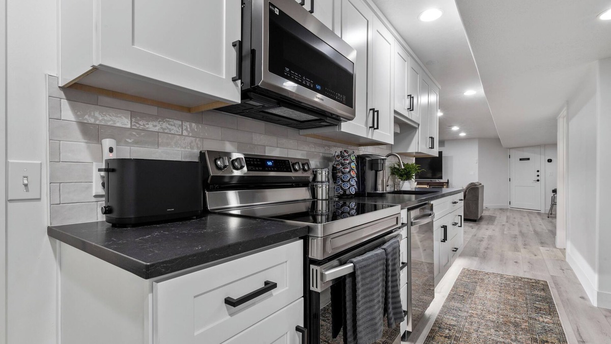 Spanish Fork Apartment | 2-bedroom basement apartment with a touch of class - your "Home Away from Home"