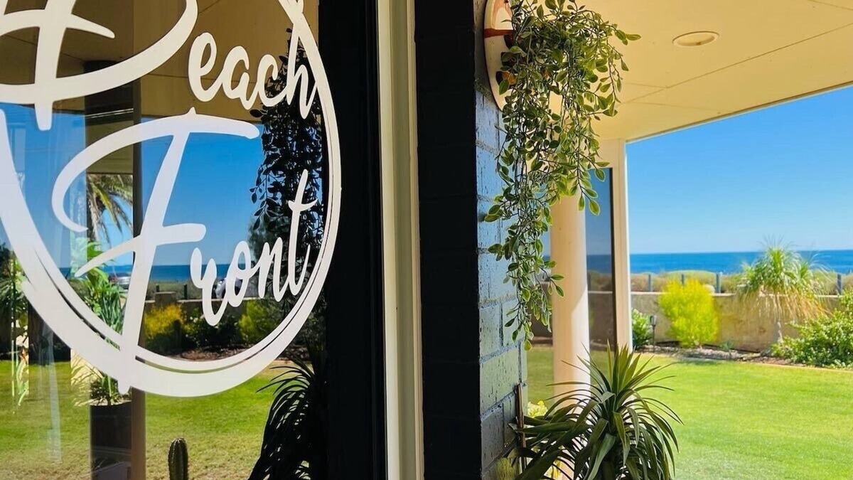 Beresford Villa | 2-Bedroom beachfront suite on the foreshore