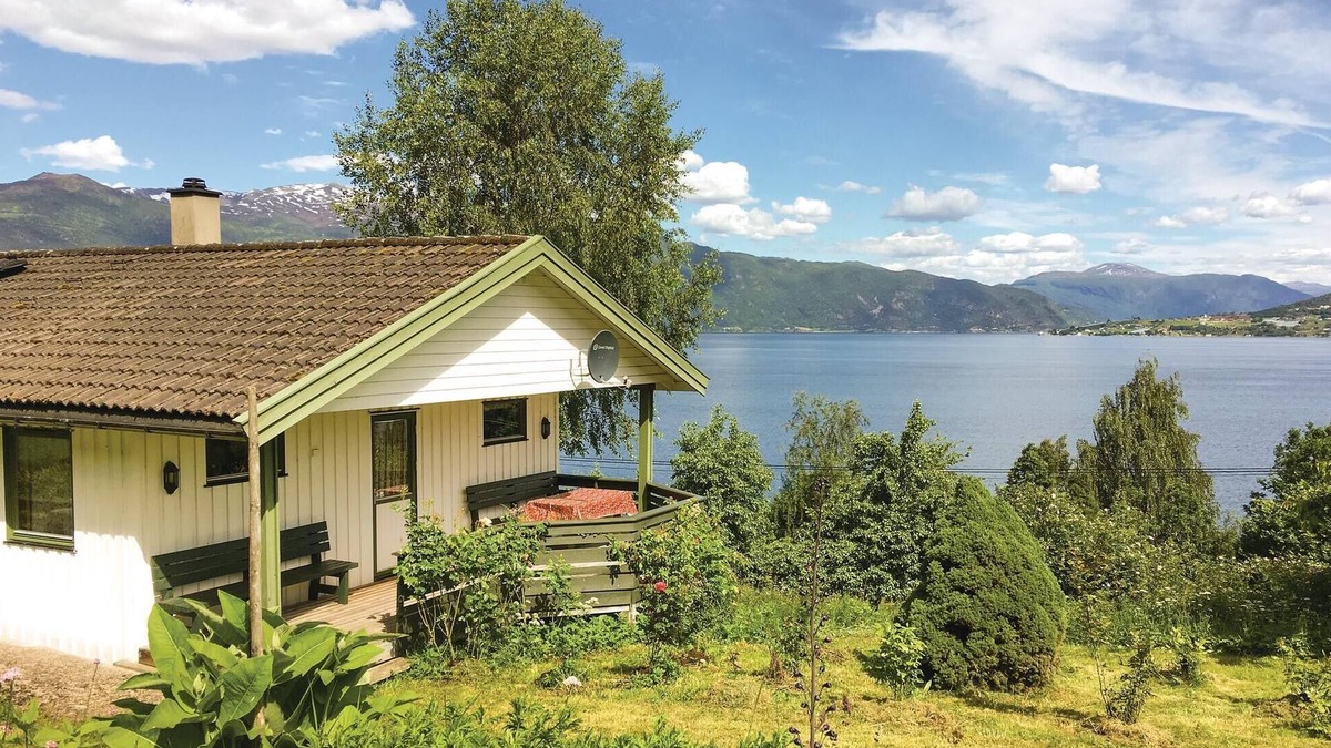 Balestrand House | 2 bedroom beautiful home in Balestrand