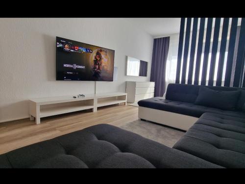 Chemnitz Apartment | 2 Bedroom Cityview Apartment PS5-QLED TV-Parking