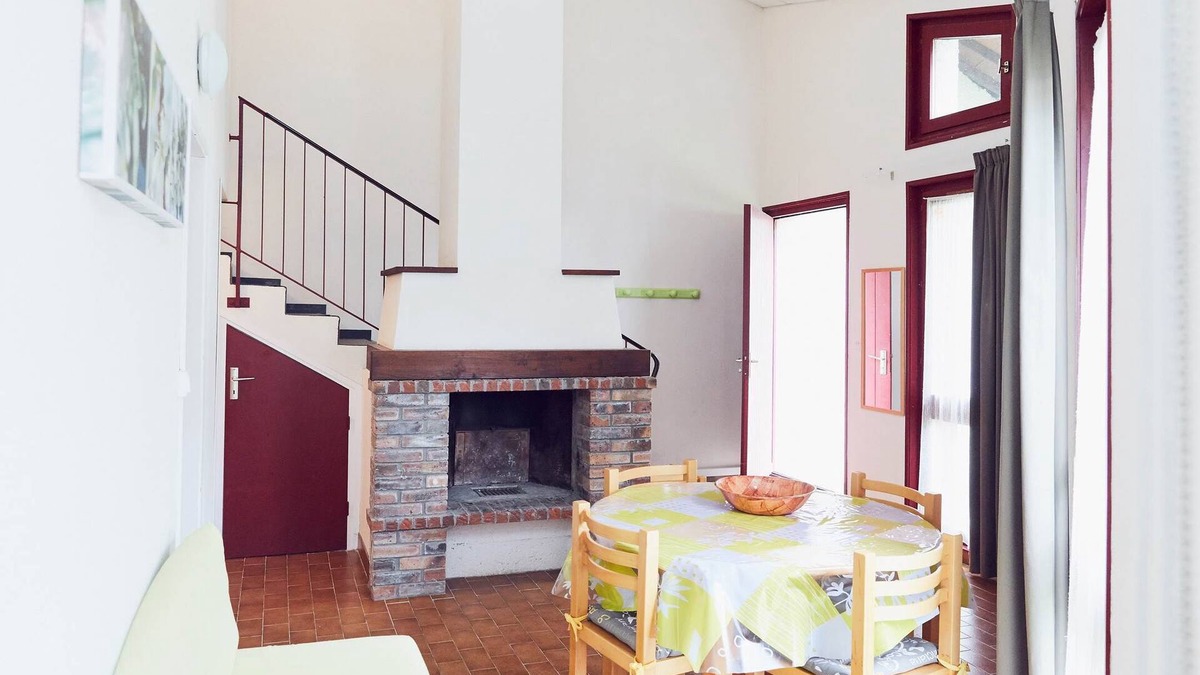 La Chapelle-Geneste Apartment | 2 Bedroom Cottage - Garden View