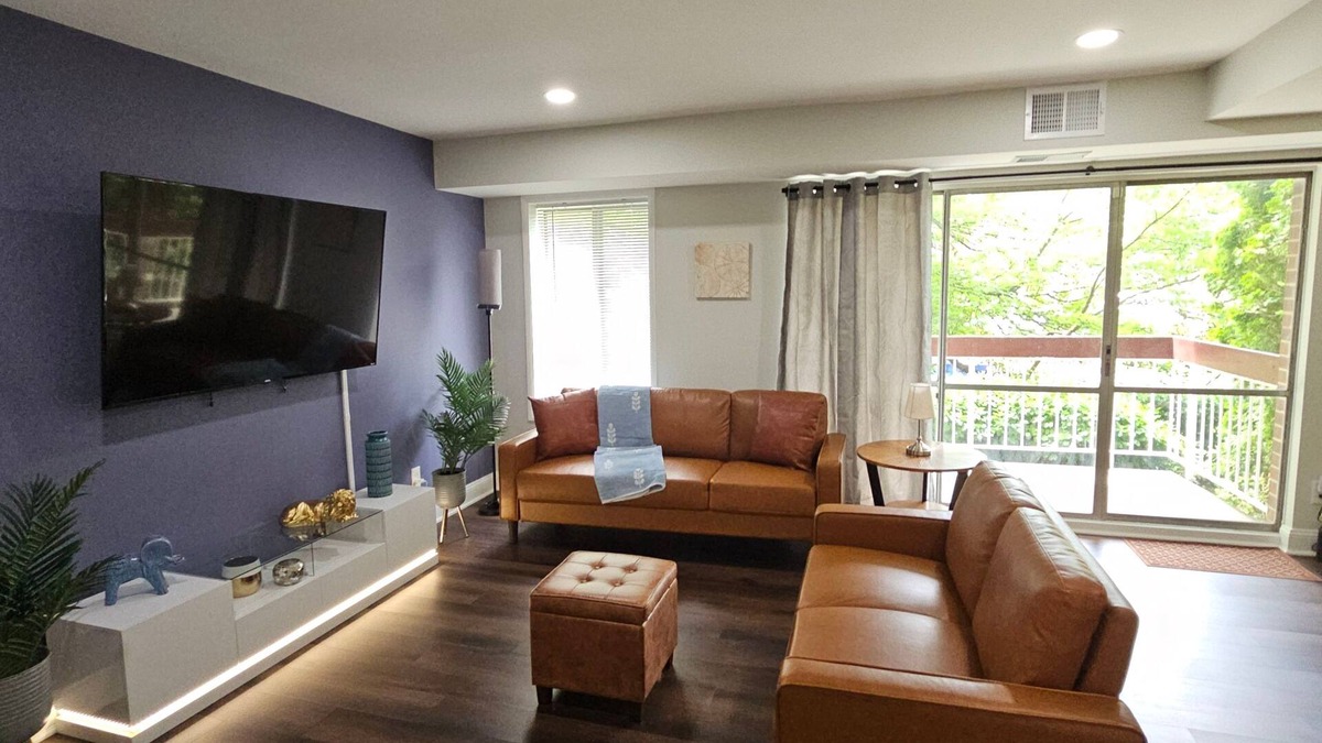 Columbia Condo | 2 Bedroom Condo in Central Columbia