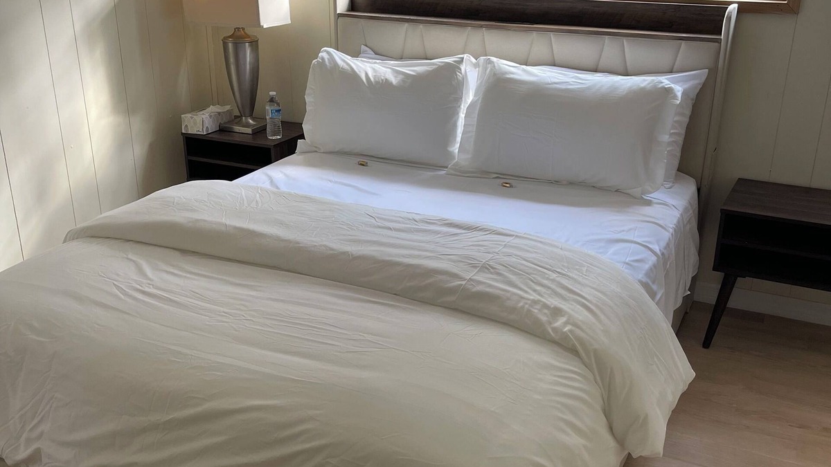 Lake City Condo | 2-bedroom condo in Lake City with WiFi, AC