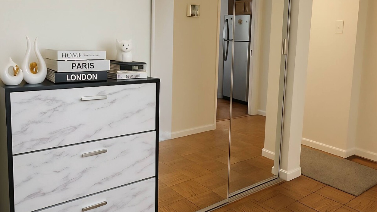 Gaithersburg Condo | 2-bedroom condo in charming Gaithersburg with AC, WiFi. Relax and unwind