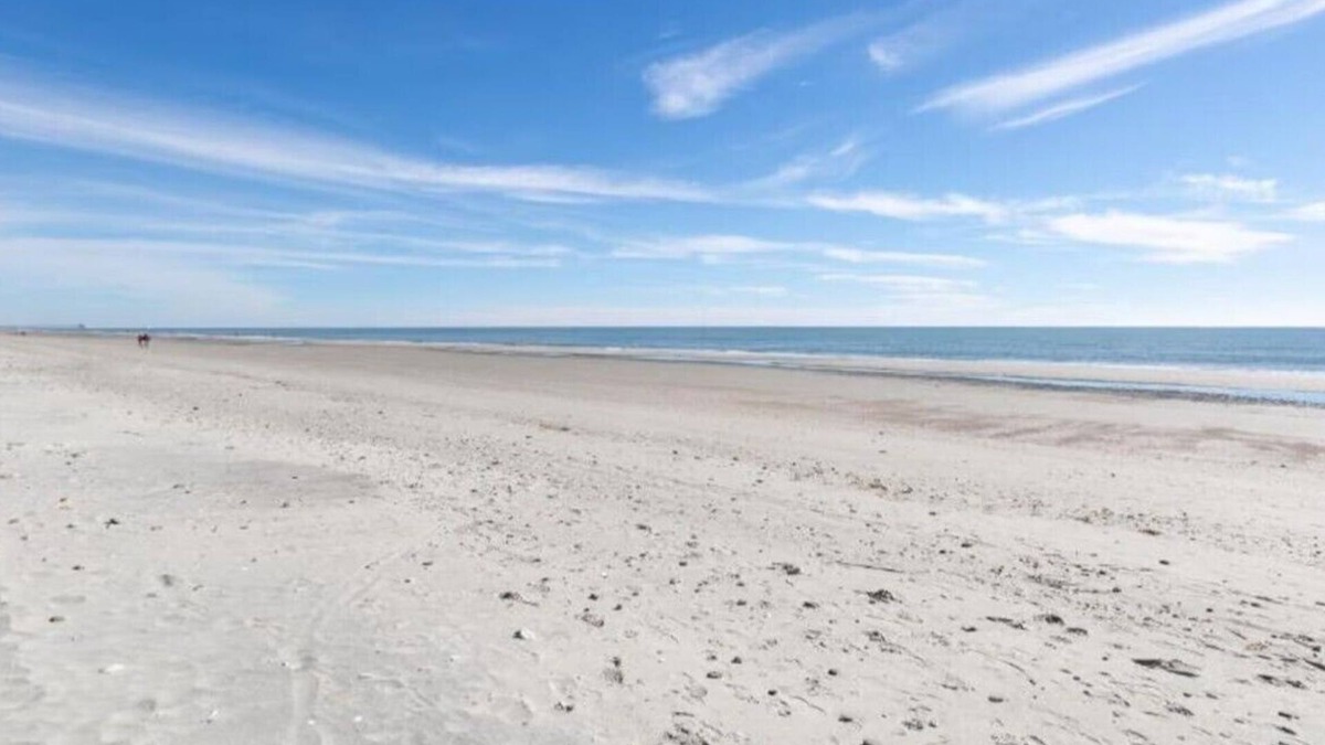 The Dunes Condo | 2-bedroom condo in fantastic Myrtle Beach with AC, fitness room