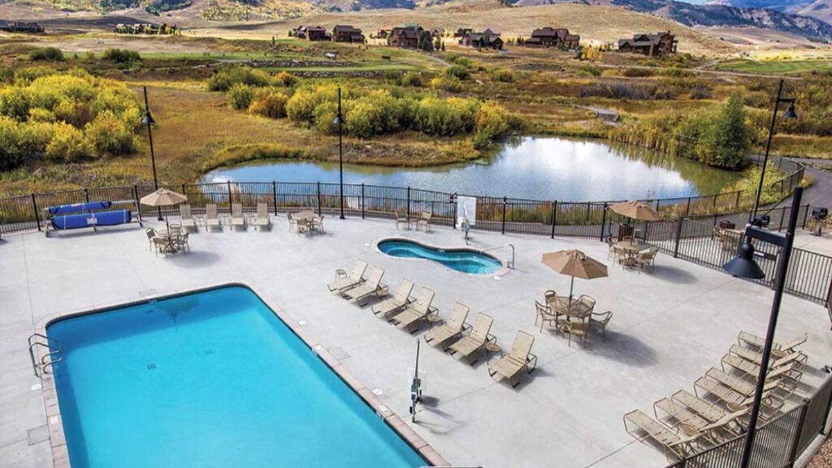 Grand Elk Ranch Condo | 2 Bedroom Condo, Sleeps 6, Kitchen, at Rocky Mountain Preserve Resort!