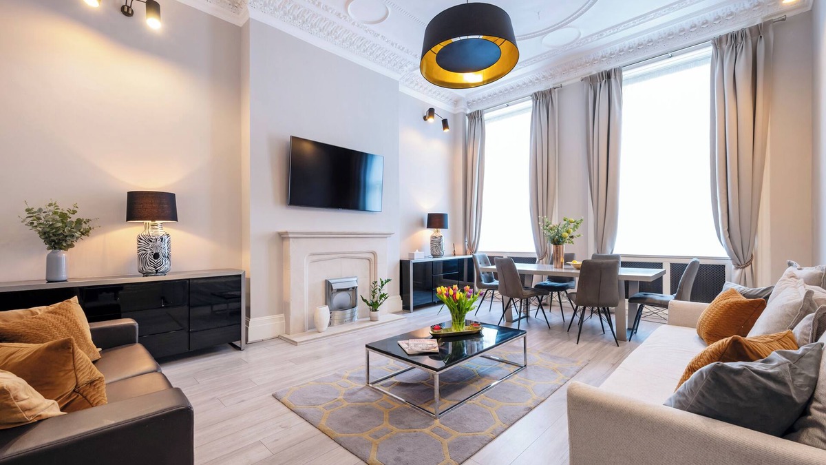 Bayswater Apartment | 2 Bedroom Contemporary Victorian Apartment London