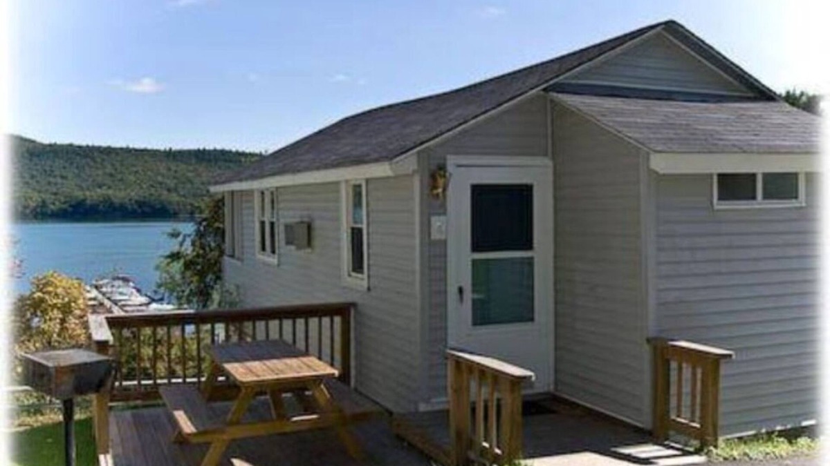 Cooperstown - Otsego Lake Cottage | 2 Bedroom Cottage with Screen Porch and unobstructed views of Otsego Lake