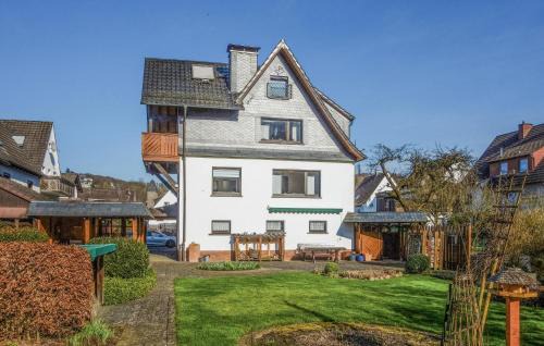 Finnentrop Apartment | 2 Bedroom Cozy Apartment In Finnentrop