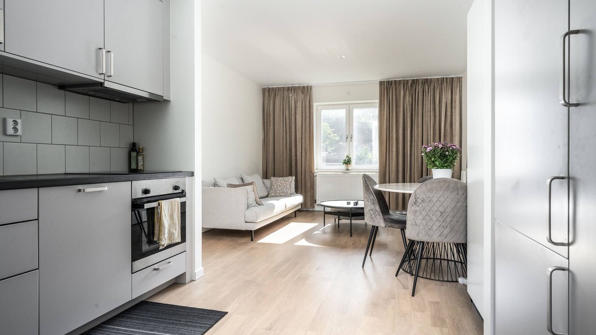 Appelviken Apartment | 2 bedroom Cozy City Apartment in Bromma