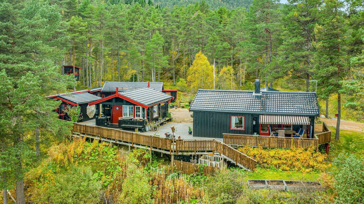 Gjemnes Municipality House | 2 bedroom cozy home in øydegard