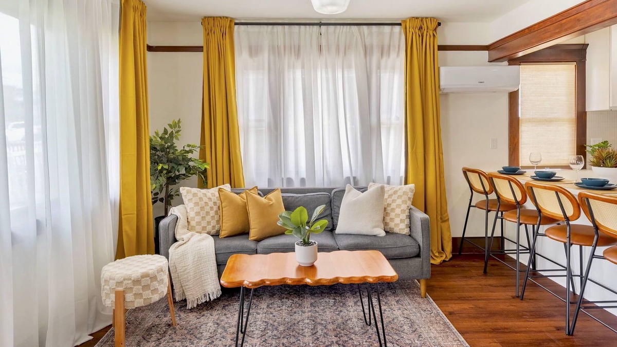 Whittier Apartment | 2 Bedroom Craftsman : KING Bed : Views : Parking : Between Disney/Universal