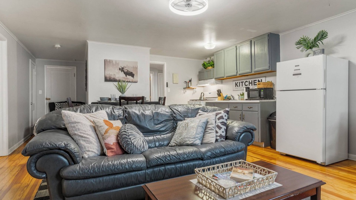 Sapulpa Apartment | 2-Bedroom Escape Centrally Located in Sapulpa