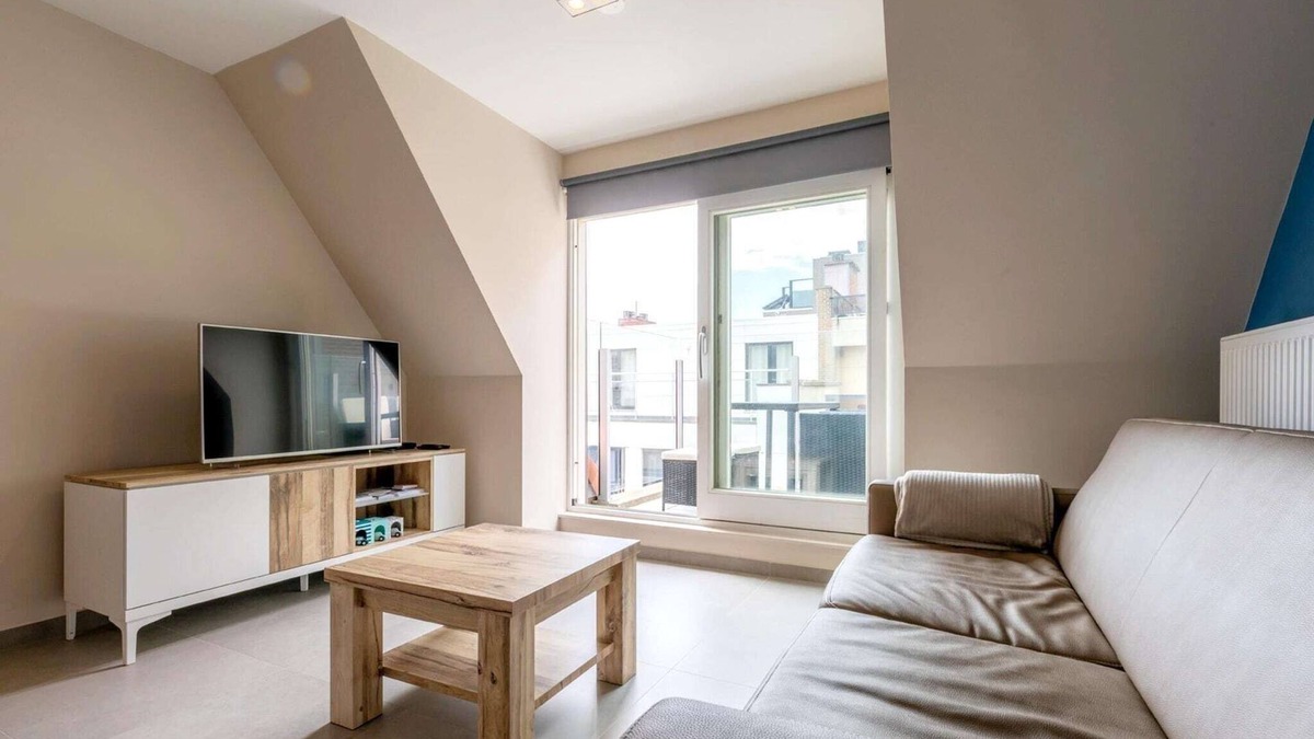 Koksijde-Bad Apartment | 2-bedroom flat with side sea view