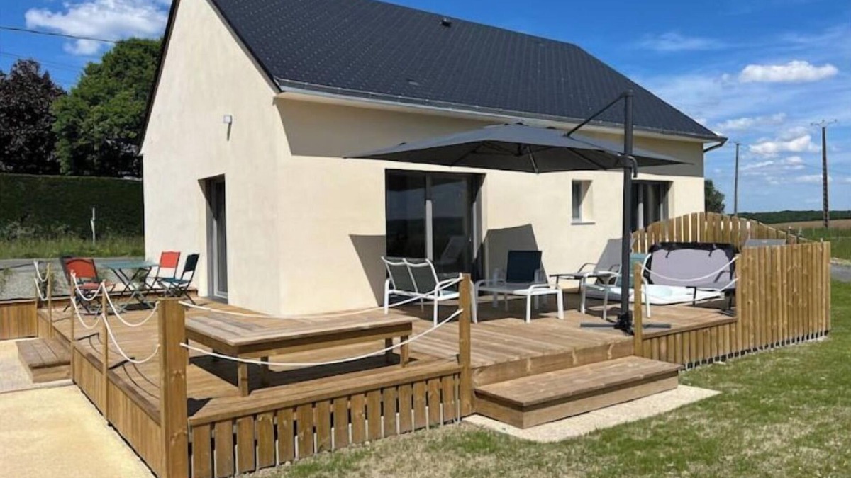 Brissac Loire Aubance House | 2-bedroom house for 4 people with jacuzzi