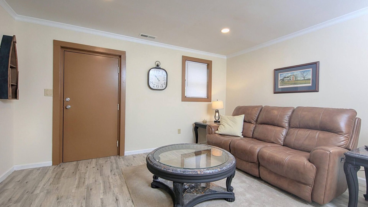 Barium Springs Apartment | 2-bedroom Fully Furnished studio