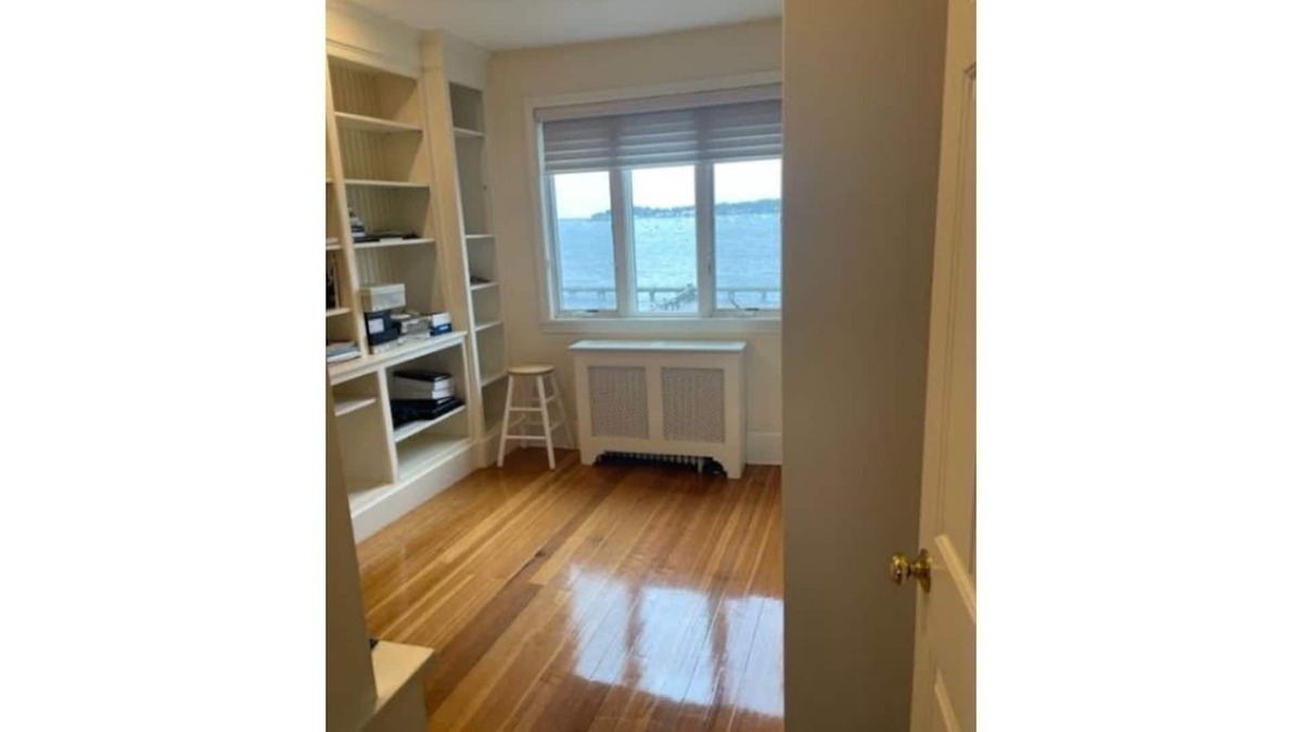 Salem Condo | 2 Bedroom Fully Furnished Waterfront Condo Long Term Rental 31 Days+