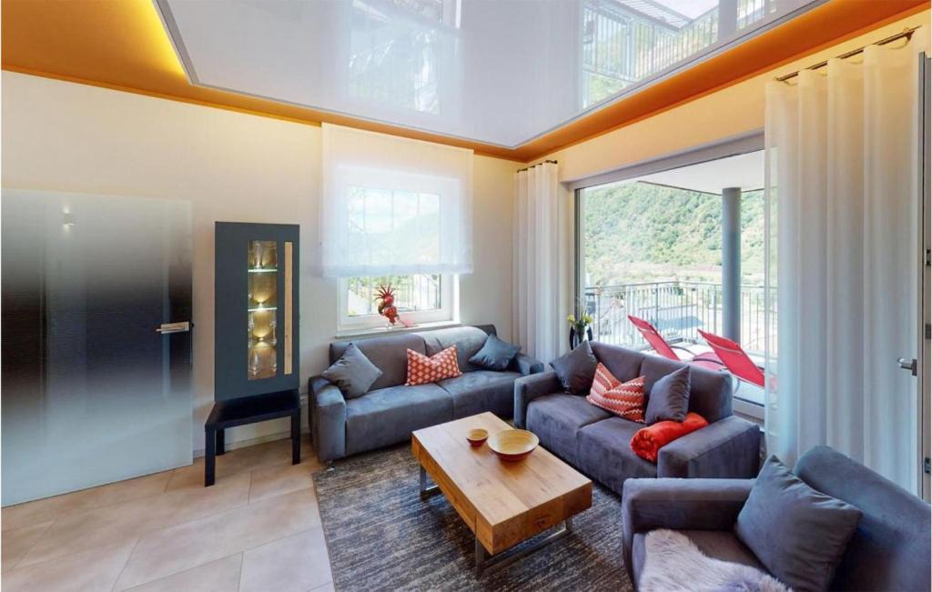 Kurrenberg Apartment | 2 Bedroom Gorgeous Apartment In Burgen