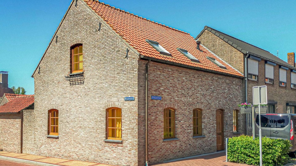 IJzendijke House | 2 bedroom gorgeous home in IJzendijke