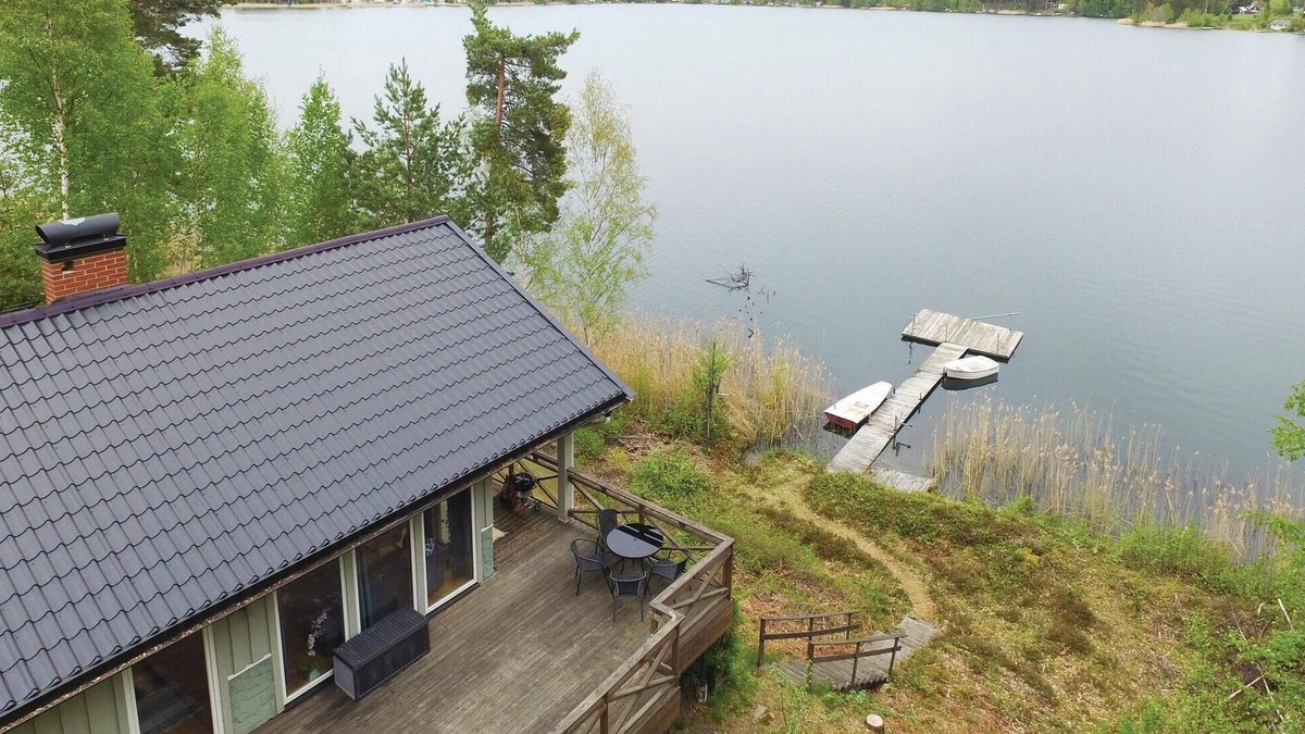 Forshaga House | 2 bedroom gorgeous home in Forshaga