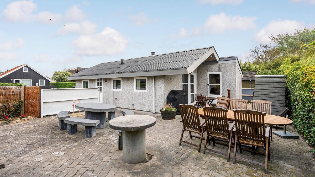 Falen House | 2 bedroom gorgeous home in Hemmet