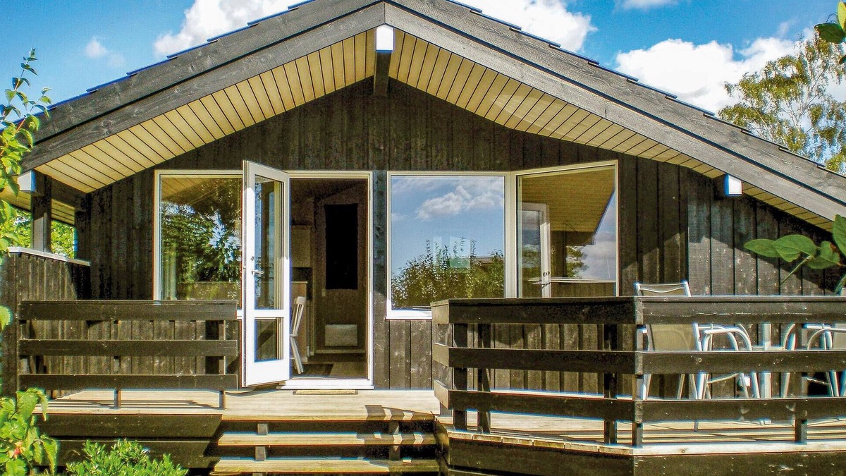 Ronde House | 2 bedroom gorgeous home in Rønde