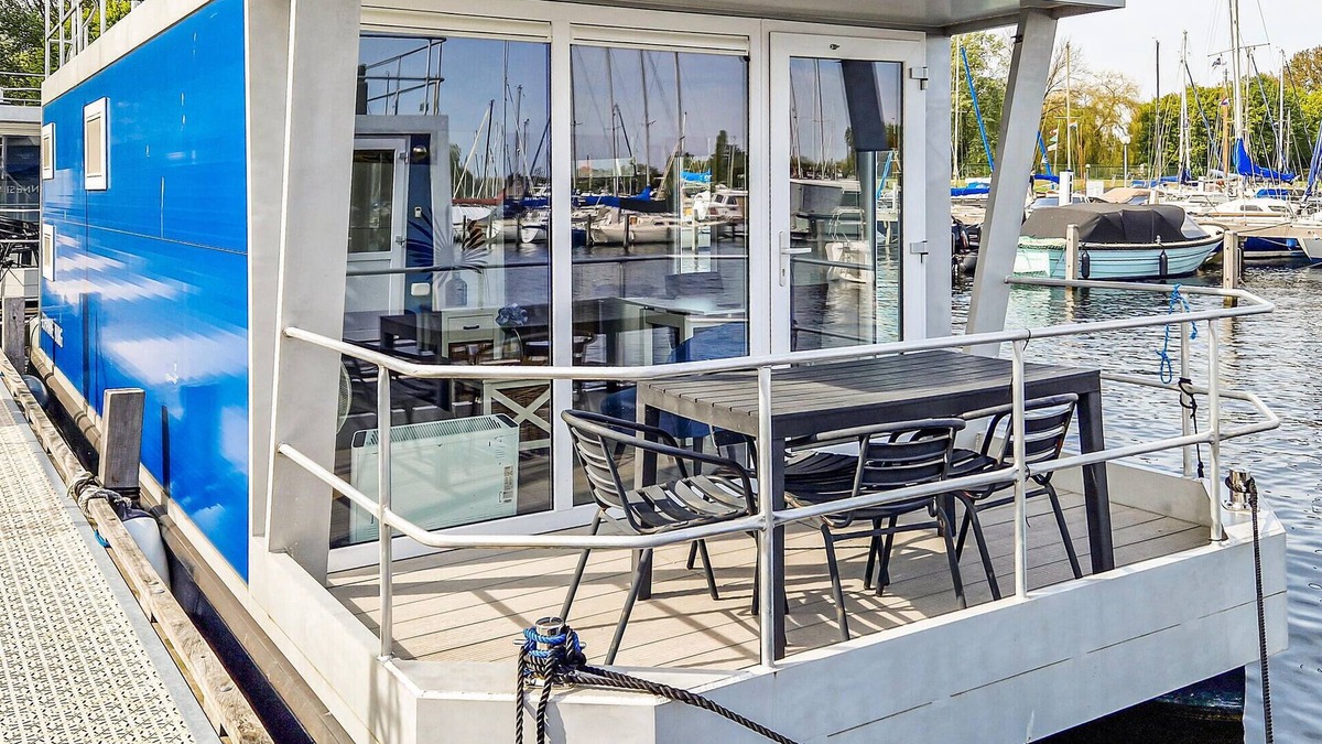 Naarderbos Boat Rental | 2 bedroom gorgeous ship in Naarden