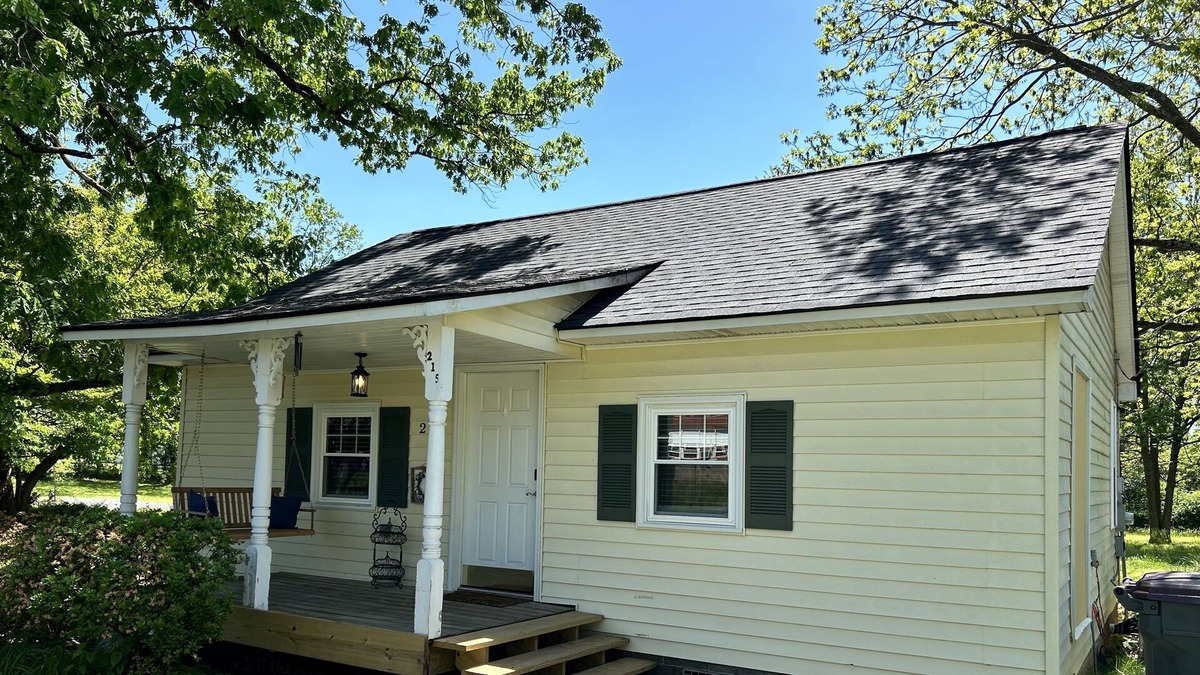 Reidsville House | 2 Bedroom Guest House in Reidsville