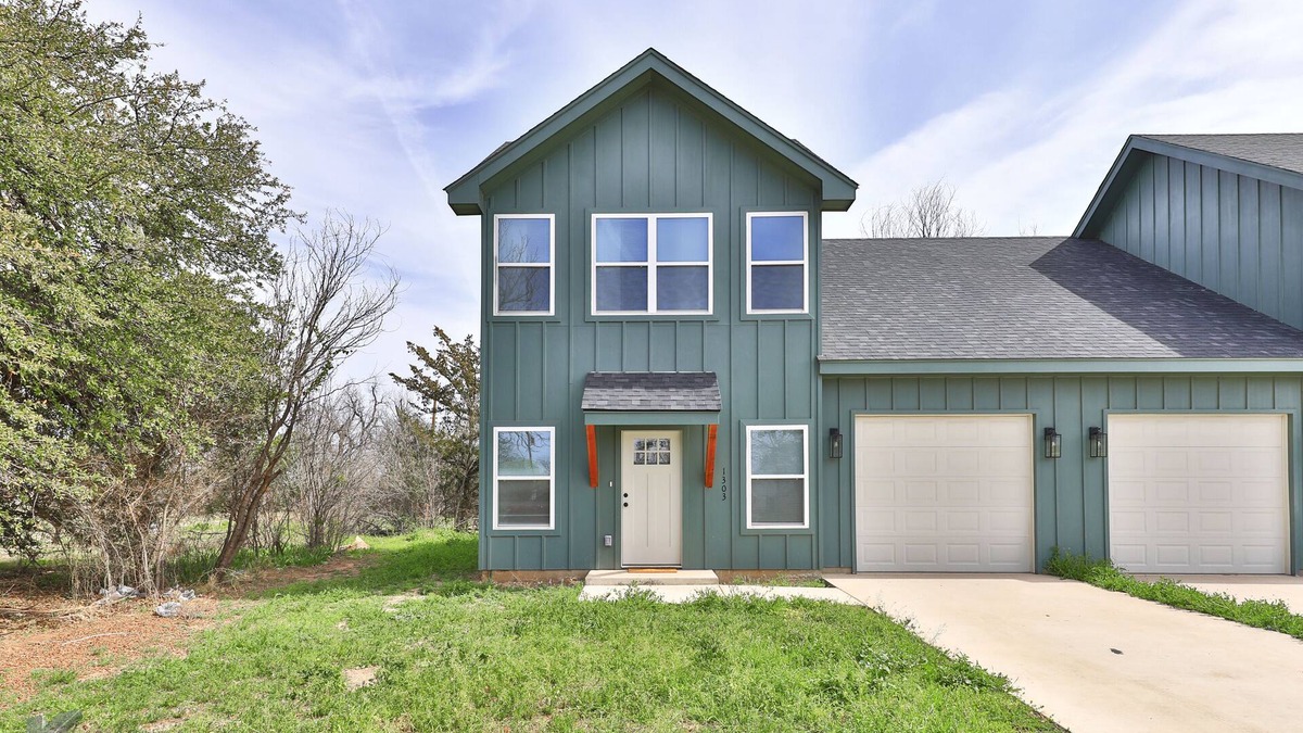 Abilene Condo | 2-bedroom home with garage in Abilene