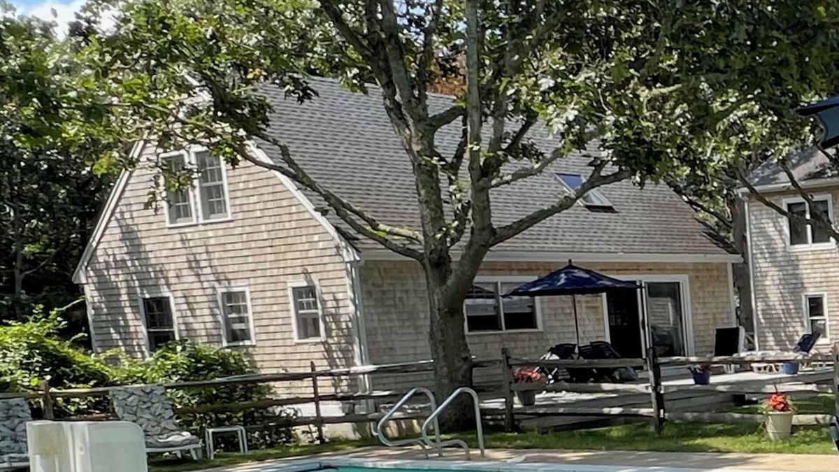 Katama House | 2-bedroom home with Pool and Tennis/Pickleball Court