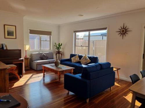 Nagambie Villa | 2 bedroom house Central Nagambie sleeps 5