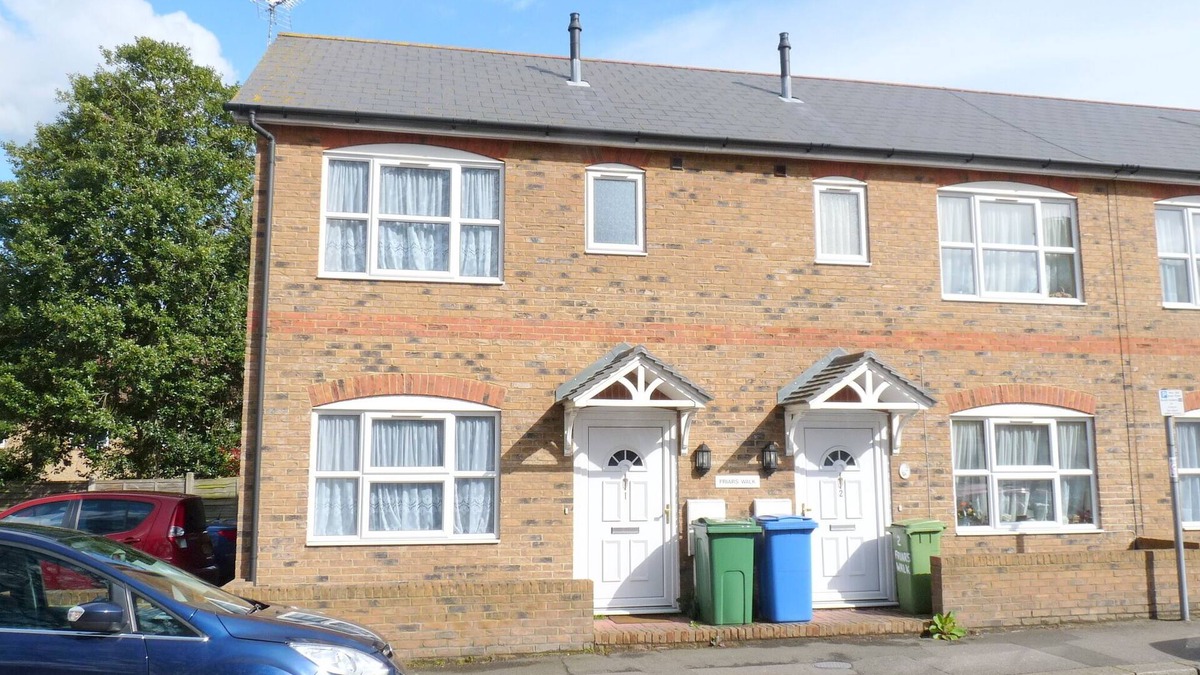 Sittingbourne House | 2-bedroom house near town with Superfast Wi-Fi
