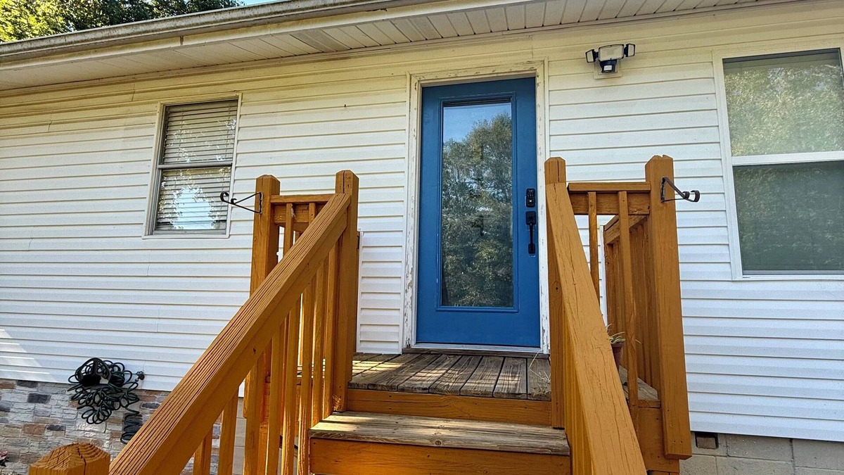 Bessemer House | 2-bedroom house in Bessemer, Alabama. n30 mins from downtown Birmingham