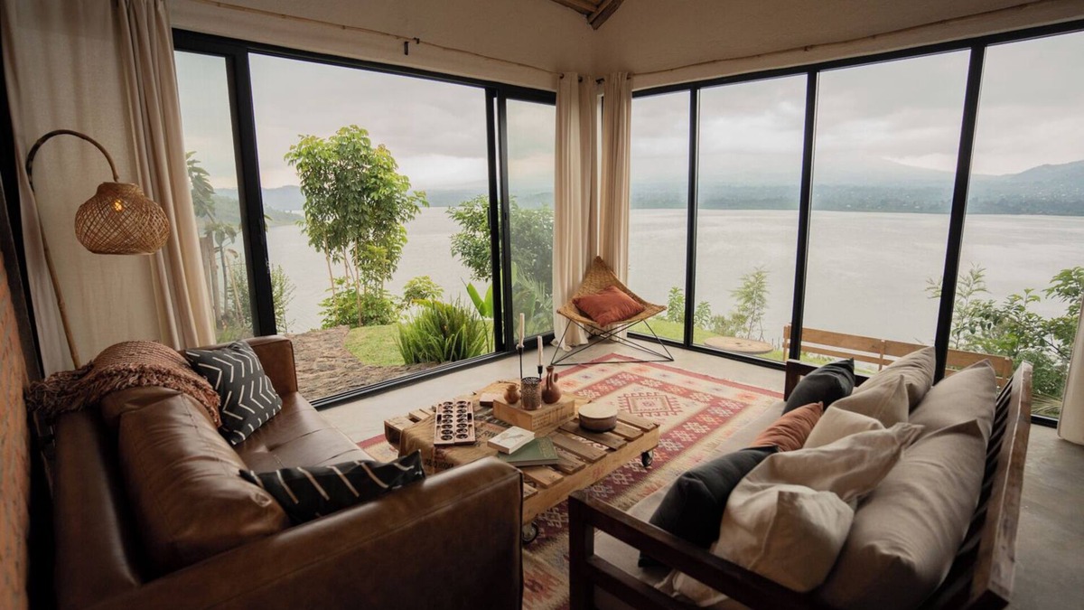 Gashaki House | 2 bedroom house overlooking Lake Ruhondo and the five volcanoes in Rwanda