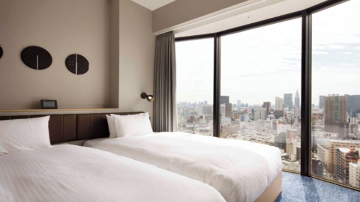Shinjuku Hotel | 2 Bedroom in Affordable Hotel WiFi AC Gym laundromat Shinjuku