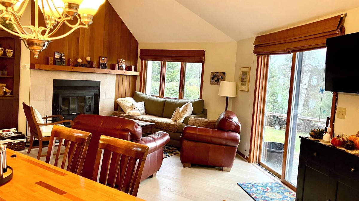 Waterville Valley Apartment | 2 Bedroom King Beds, Walk to Town Sq. Mtn View Patio