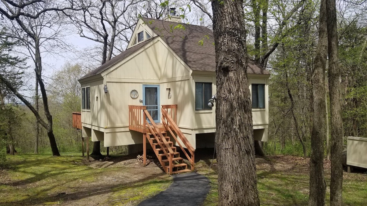 The Galena Territory House | 2 Bedroom + Loft, 2 bath house in The Galena Territory.