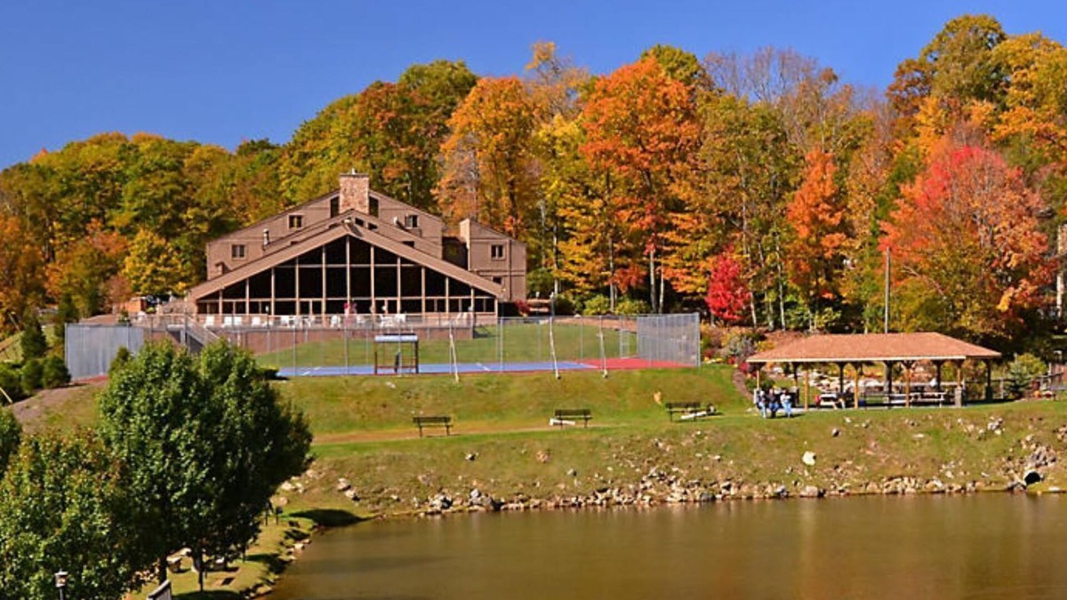 Banner Elk Resort | 2 Bedroom Loft at Blue Ridge Village