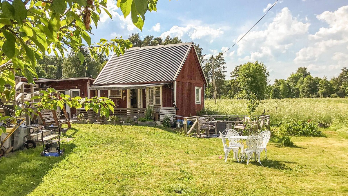 Tierp House | 2 bedroom lovely home in Västerensta